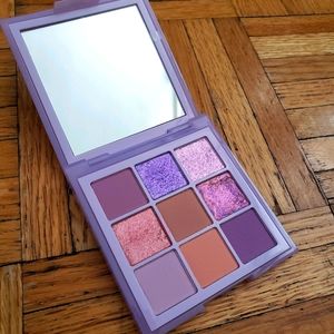 HUDA BEAUTY PASTEL OBSESSIONS PALETTE LILAC